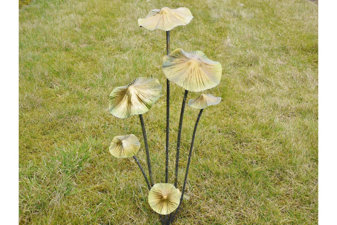 Decorative Mushroom Metal Stake Garden Ornament