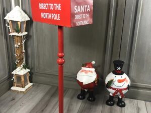 CHRISTMAS SANTA METAL MAILBOX 104CM - Image 1
