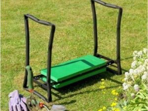 Gardman Foldaway Garden Kneeler & Seat - Image 1