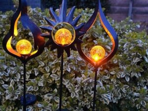 Solar Powered Metal Stake LED Garden Light Outdoor Flame Effect Feature Ornament - Image 1