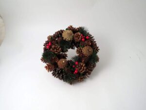 WREATH WITH CONES AND BERRYS - Image 1