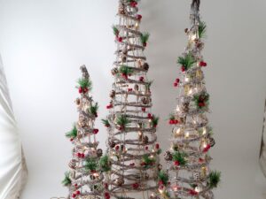XMAS TREE CONE WITH PINE BERRIES SET OF 3 LIGHT UP