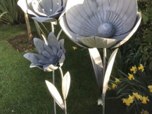 Metal Garden Flower Large Grey On Stake